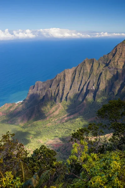 Bela Costa Na Pali no Havaí, ilha de Kauai — Fotografia de Stock