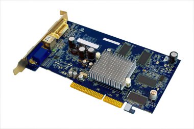 AGP arayüzü olan video kartı beyaz arkaplanda izole et.