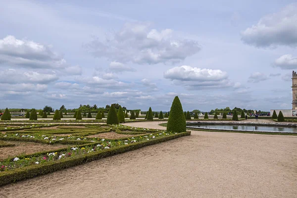 Wersal Francja Maja 2019 Piękny Widok Malownicze Ogrody Pałacu Wersalu — Zdjęcie stockowe