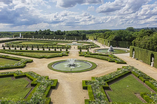 Wersal Francja Maja 2019 Piękny Widok Malownicze Ogrody Pałacu Wersalu — Zdjęcie stockowe
