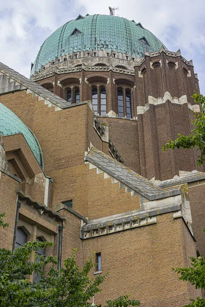 国家圣心大教堂 Basilique Nationale Sacre Coeur 布鲁塞尔的罗马天主教小教堂和教区教堂 在世界最大的教堂中 教堂排名第五 比利时 — 图库照片