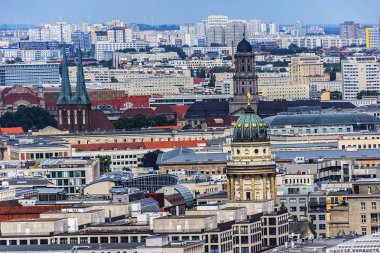 Berlin, Almanya - 16 Haziran 2014: Berlin 'in gökyüzü manzarası.