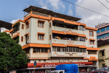 Panjim, Goa, Hindistan - 30 Eylül 2013: Goa 'nın başkentinde sokak görüşleri. Panjim (Panaji) - Hindistan 'ın başkenti Goa ve Goa' nın en büyük şehri. 