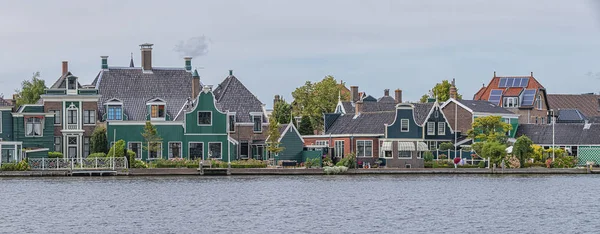 Landelijk Hollands Landschap Uitzicht Het Nederlandse Dorpje Aan Oever Van — Stockfoto