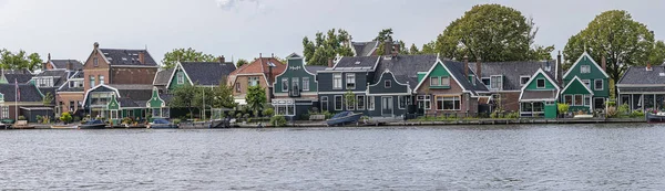 Landelijk Hollands Landschap Uitzicht Het Nederlandse Dorpje Aan Oever Van — Stockfoto