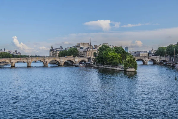 Παρίσι Γαλλία Μαΐου 2018 Paris Pont Neuf Νέα Γέφυρα Και — Φωτογραφία Αρχείου