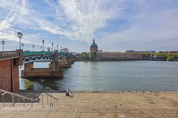 Ponte Saint Pierre Aterro Rio Garonne Toulouse Com Capela Hospital — Fotografia de Stock