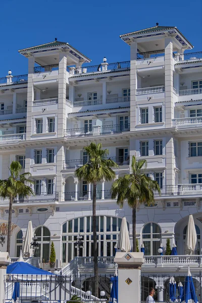Malaga, İspanya - 2 Haziran 2018: The Gran Hotel Miramar (5 yıldız, 1926) - Malaga şehrinin ilk lüks oteli..