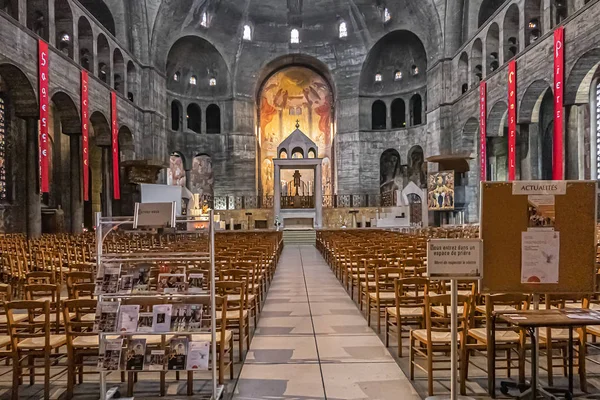 Paryż Francja Maja 2019 Wnętrze Kościoła Esprita Eglise Saint Esprit — Zdjęcie stockowe