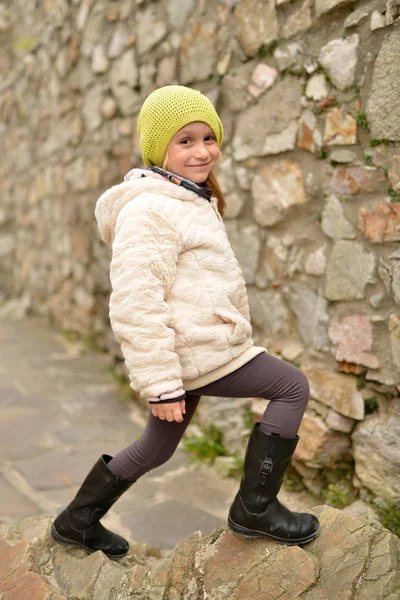 Cute Little Girl Warm Hat Walking Park Outdoors — Fotografia de Stock