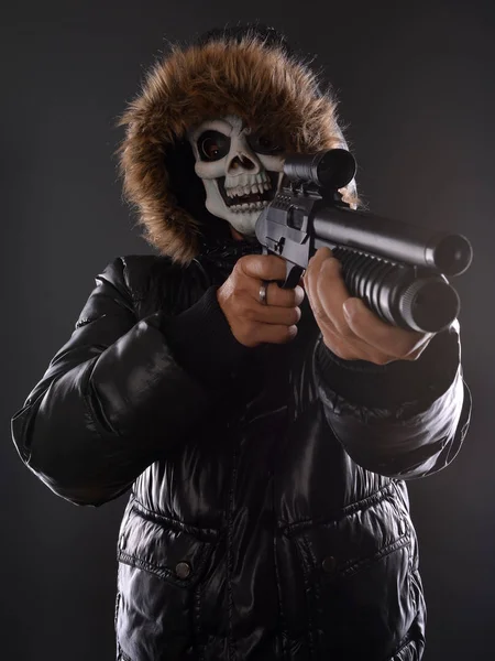 Gangster med pistol — Stockfoto