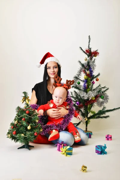Santa bebé tiempo de Navidad —  Fotos de Stock