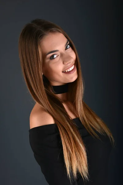 Giovane ragazza in studio — Foto Stock