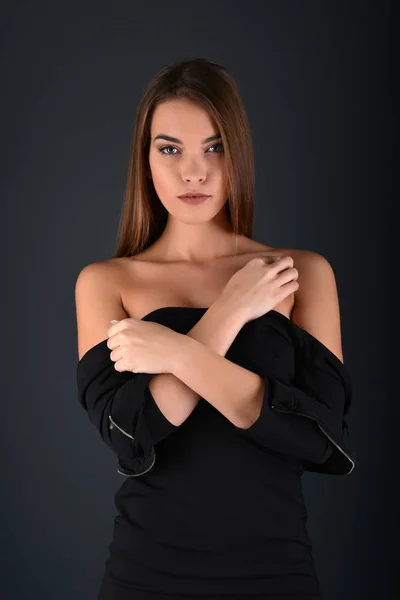 Giovane ragazza in studio — Foto Stock