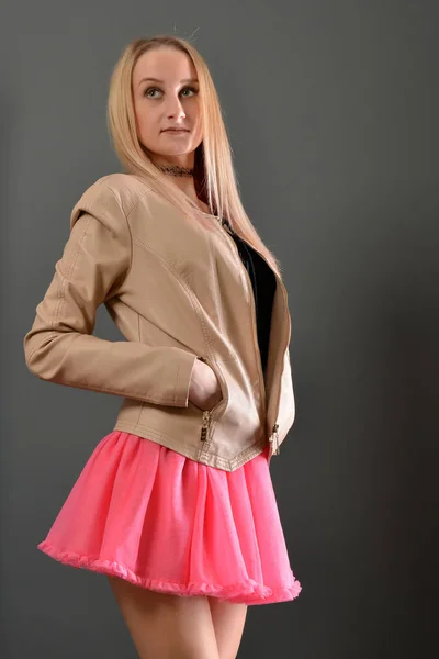 Porträt einer sexy blonden Frau — Stockfoto