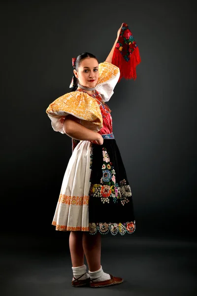 Bailarina eslovaca de folklore —  Fotos de Stock