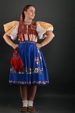Slovakça folklor kıyafetleri
