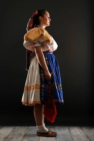 Vêtements folkloriques slovaques — Photo