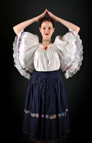 Szlovák folklór nő — Stock Fotó