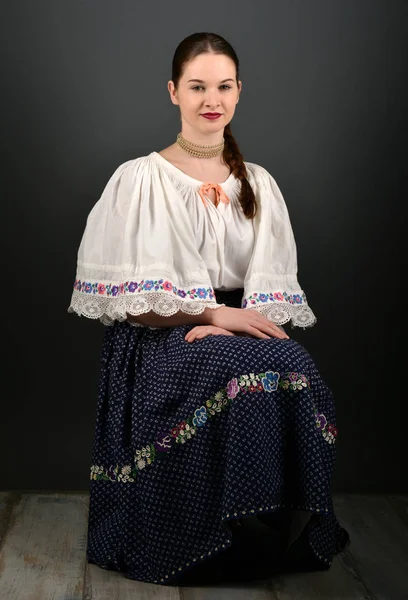 Szlovák folklór nő — Stock Fotó