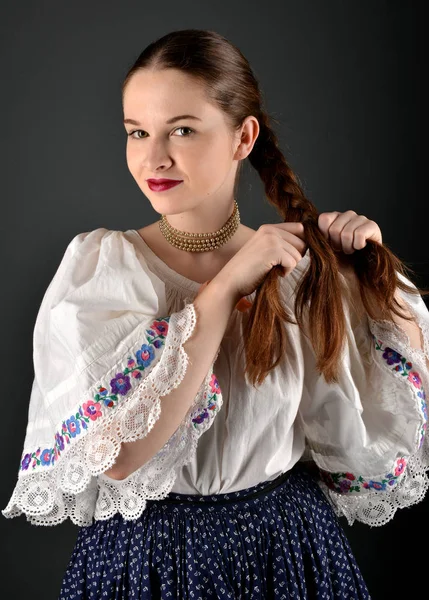 Słowackiego folkloru Kobieta — Zdjęcie stockowe