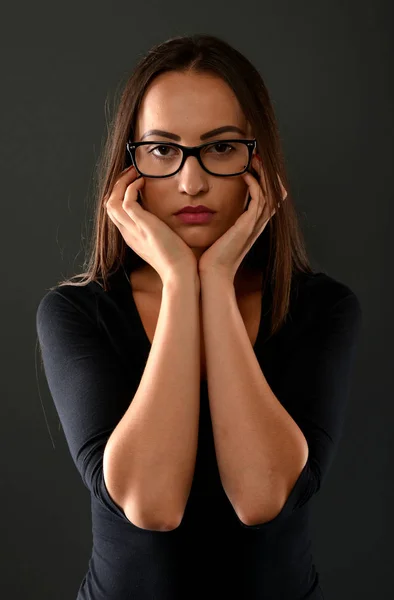 Beautiful woman posing in studio — Stock Photo, Image