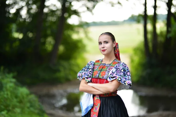 Szlovák nő táncos — Stock Fotó