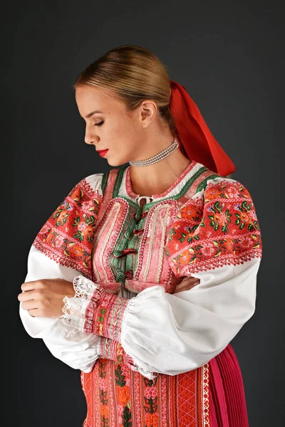 Slovakian girl dancer — Stock Photo, Image