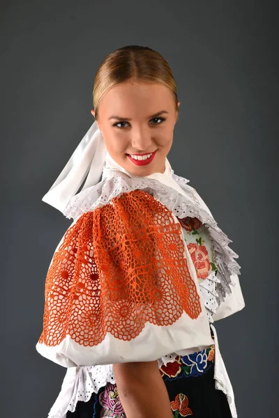 Szlovák folklór nő — Stock Fotó