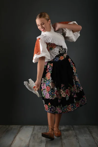 Szlovák folklór nő — Stock Fotó