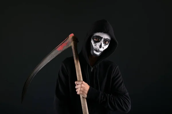 Grim reaper with a scythe — Stock Photo, Image