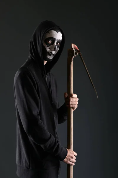 Grim Reaper avec une faux — Photo