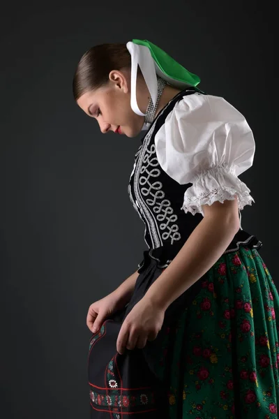Folklore Eslovaco Traje Tradicional — Foto de Stock