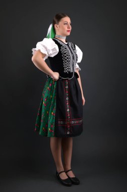 Slovakya folkloru. Geleneksel kıyafet.