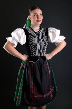 Slovakya folkloru. Geleneksel kıyafet.