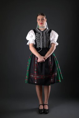 Slovakya folkloru. Geleneksel kıyafet.