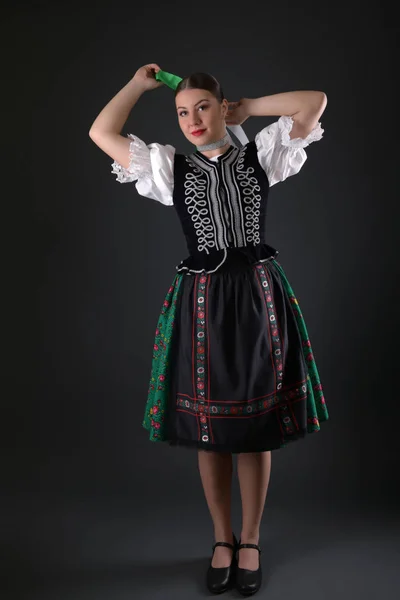 Slovaakse Folklore Traditioneel Kostuum — Stockfoto