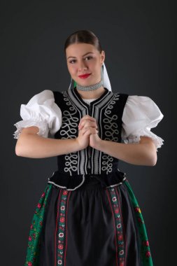 Slovakya folkloru. Geleneksel kıyafet.