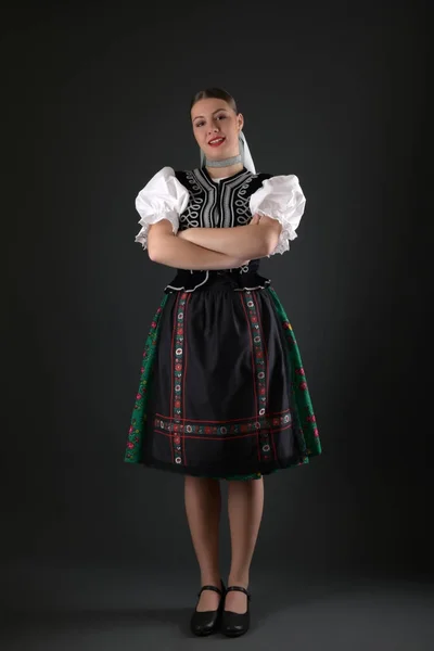 Folklorique Slovaque Costume Traditionnel — Photo