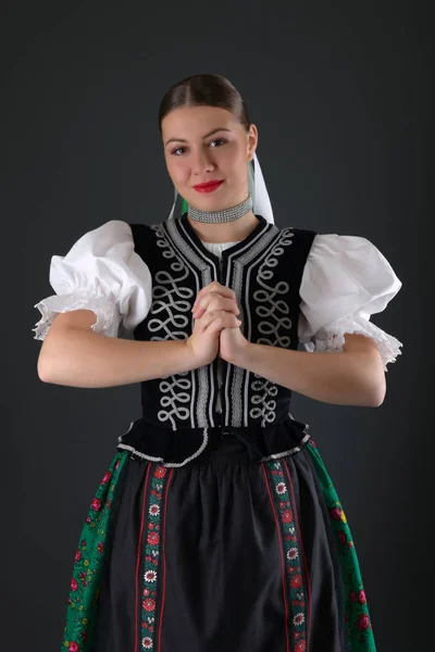 Folklore Eslovaco Traje Tradicional —  Fotos de Stock