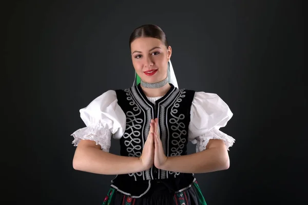 Słowacki Folklor Tradycyjny Kostium — Zdjęcie stockowe