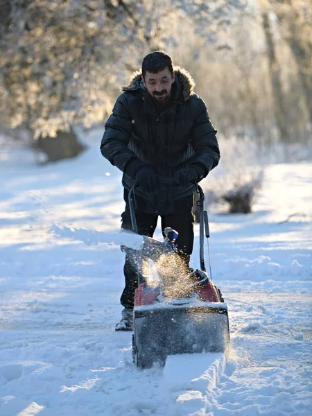 Eliminación Nieve Con Soplador Nieve —  Fotos de Stock