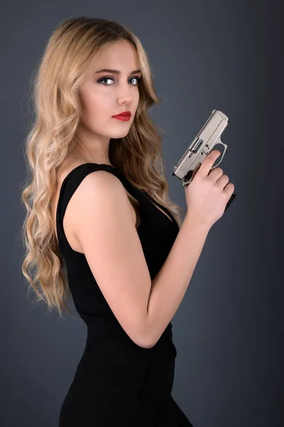 Belle Fille Sexy Avec Pistolet — Photo