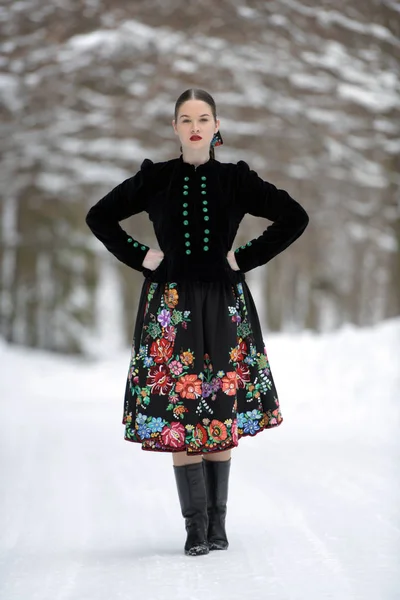 Slovakian Folklore Woman Winter — Stock Photo, Image