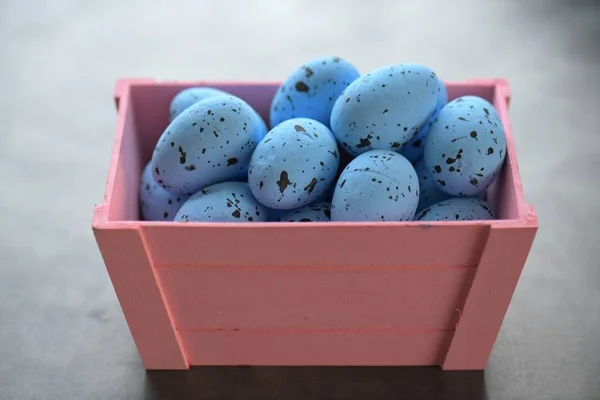 Quail Easter Eggs Pink Basket — Stock Photo, Image
