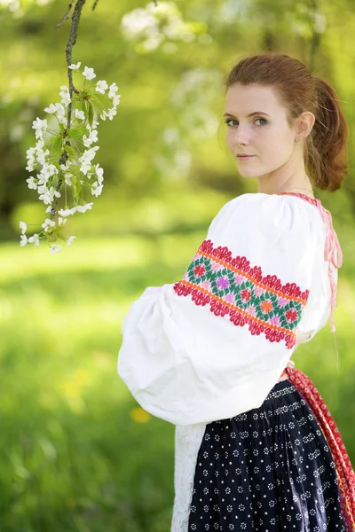 Slovaakse Folklore Traditioneel Kostuum — Stockfoto