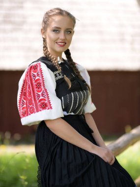 Slovakya folkloru. Geleneksel kıyafet.