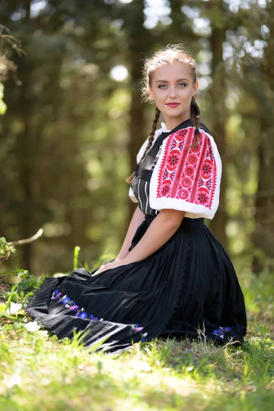 Slovenský Folklór Tradiční Kostým — Stock fotografie