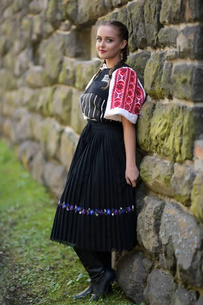 Folklore Eslovaco Traje Tradicional — Foto de Stock