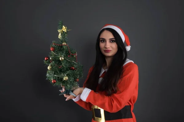 Gelukkig Mooie Jonge Vrouw Kerstman Kostuum Met Huidige Dozen — Stockfoto